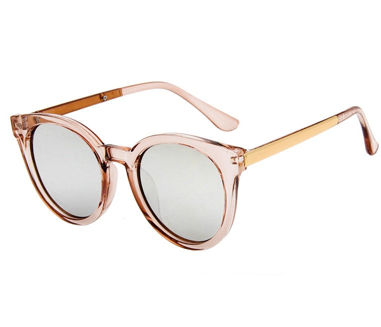 Pink cat-eye sunglasses for women with mirror lenses and vintage PC frame.