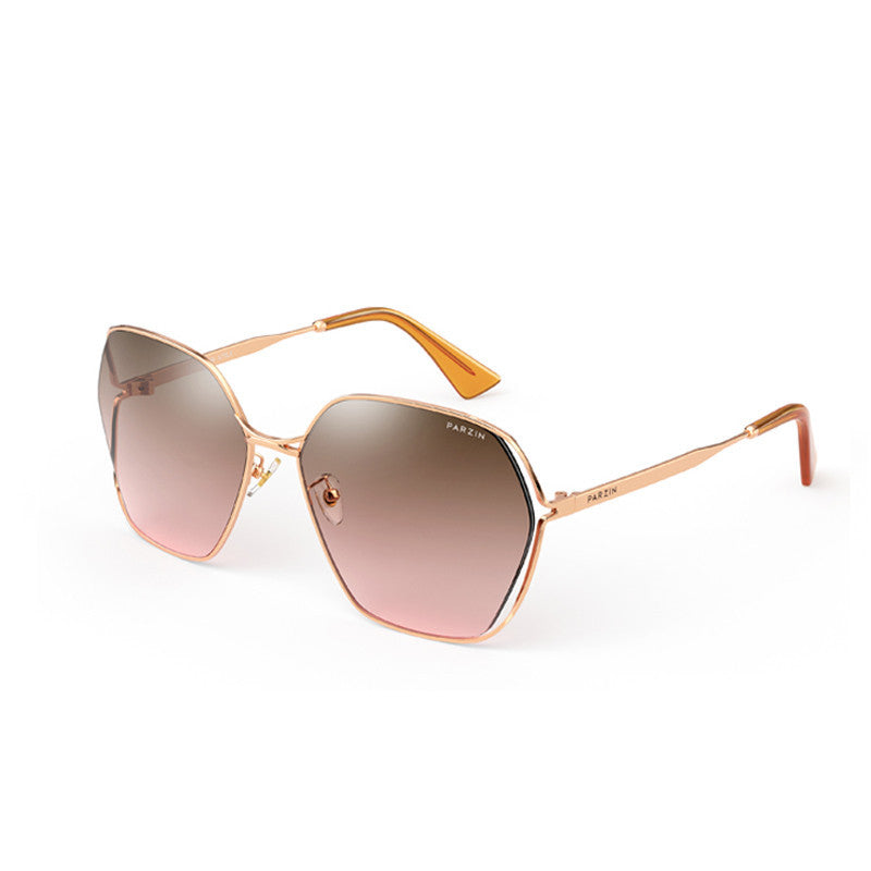 Elegant individualized gradient sunglasses with metal frame and nylon lenses in gray, brown, and reddish brown hues.