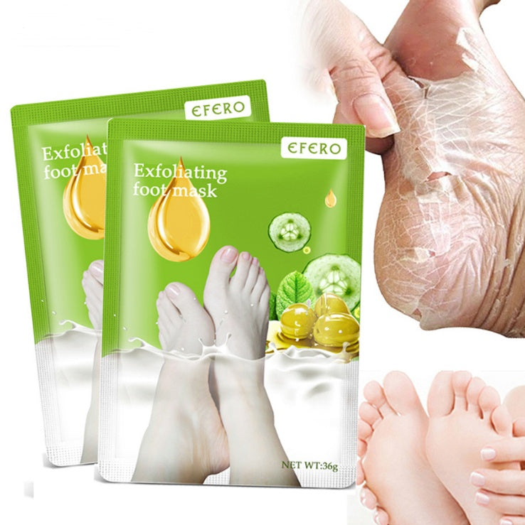 Exfoliating foot mask for removing dead skin and whitening heels.