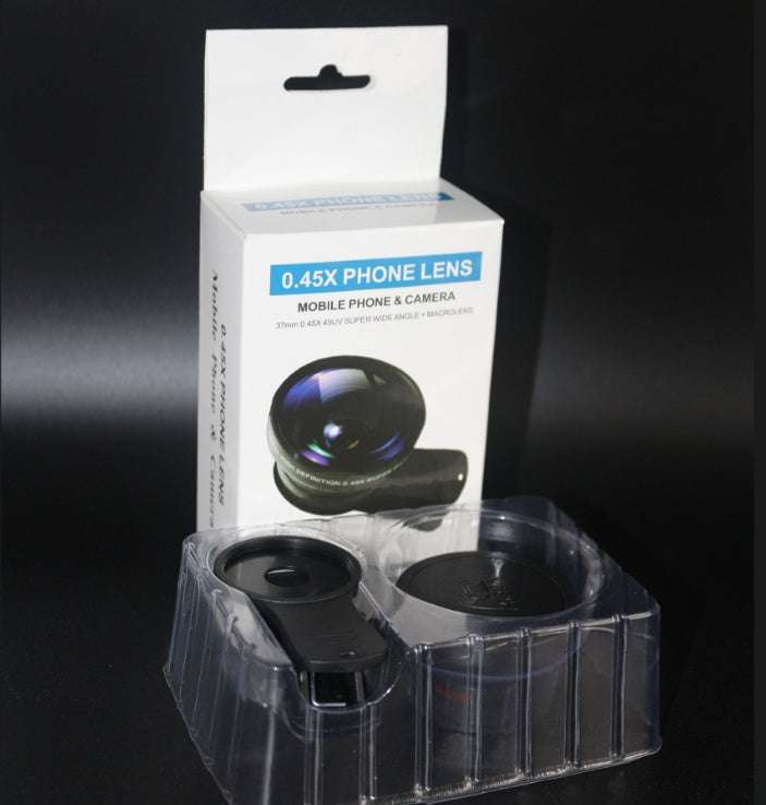 Phone lens kit with super wide-angle and macro lenses for smartphones and cameras.