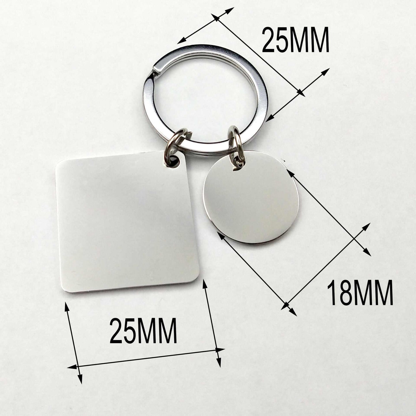 Custom DIY personalized calendar keychain with stainless steel pendant, ideal gift for boyfriend or girlfriend.